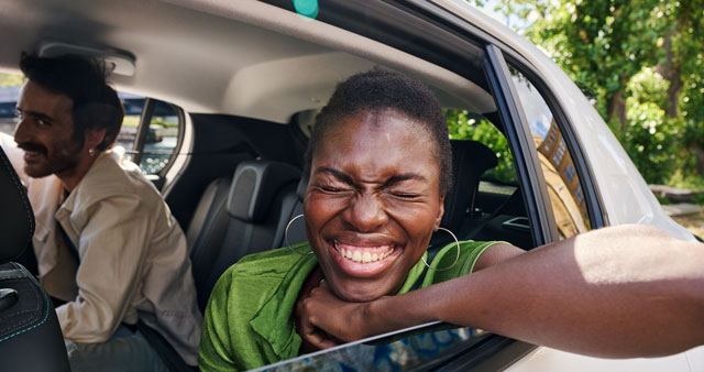 location-voiture-electrique-hybride-drome-ardeche-vaucluse-GTA-mobilite-2