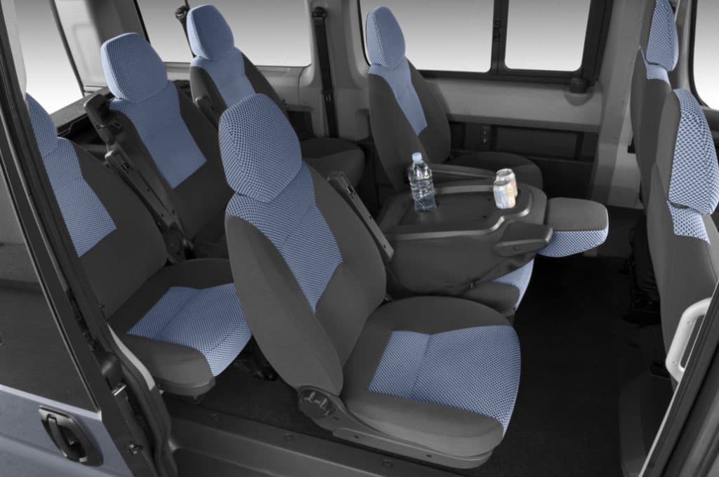 lequipement-dune-voiture-utilitaire-gta mobilite drome ardeche vaucluse voiture d'occasion neuve location courte durée véhicules utilitaires