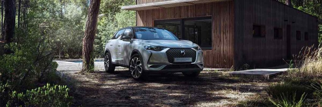 gta mobilité drome ardèche vaucluse voitures électriques hybrides location courte durée véhicules neufs d'occasion-voiture-premium-suv-compact-ardeche-confortable-spacieux-drome-ardeche-center-1