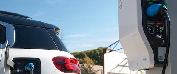 gta mobilité drome ardèche vaucluse voitures électriques hybrides location courte durée véhicules neufs d'occasionDS3-crossback-voiture-premium-suv-compact-ardeche