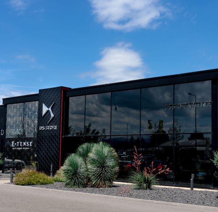 DS STORE VALENCE drome ardèche voitures concession