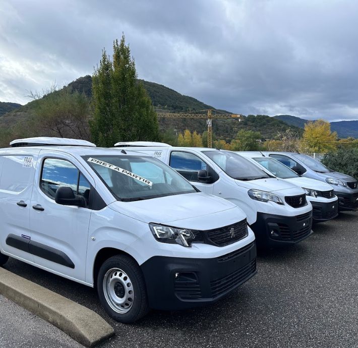 Véhicule utilitaire professionnels peugeot privas