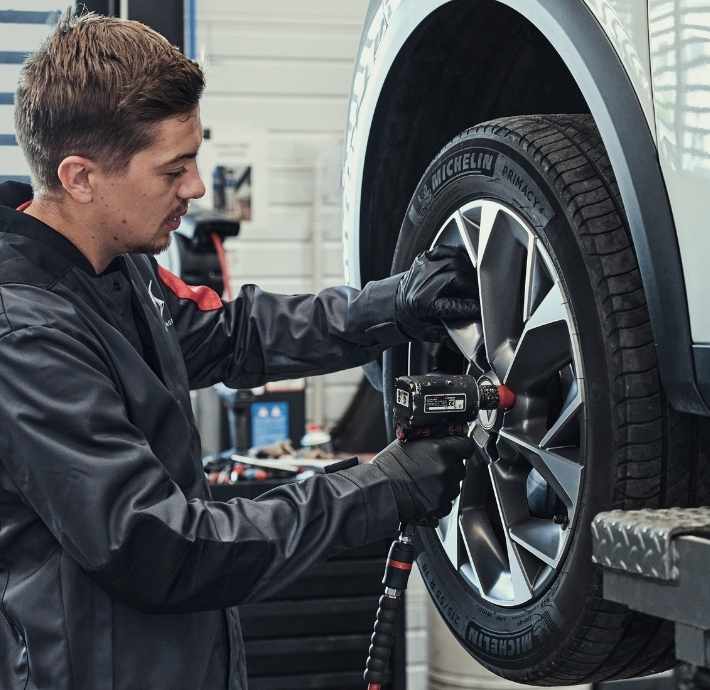 ds store valence drome ardeche ENTRETIEN voiture atelier mécanique réparations