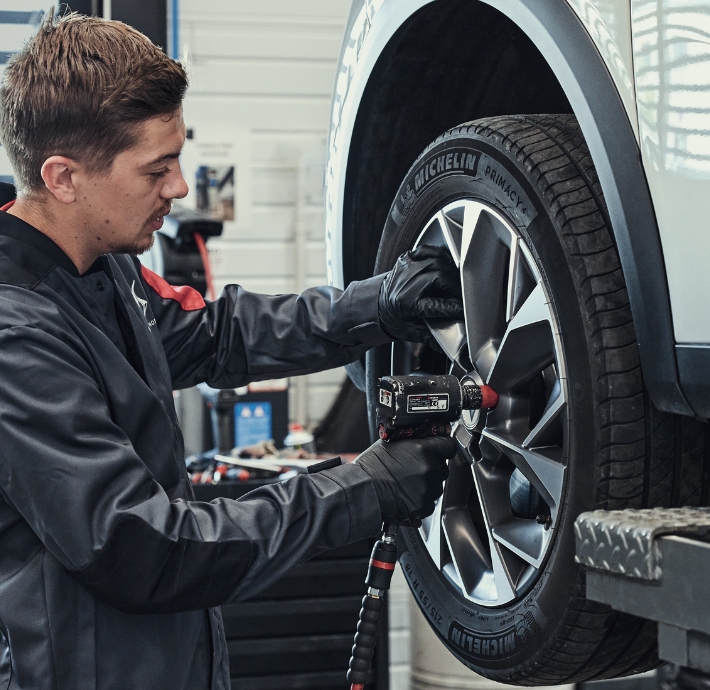 services après vente sav réparation entretien mécanique vidanges carrosserie véhicules electriques et hybrides gta mobilité drome ardeche vaucluse